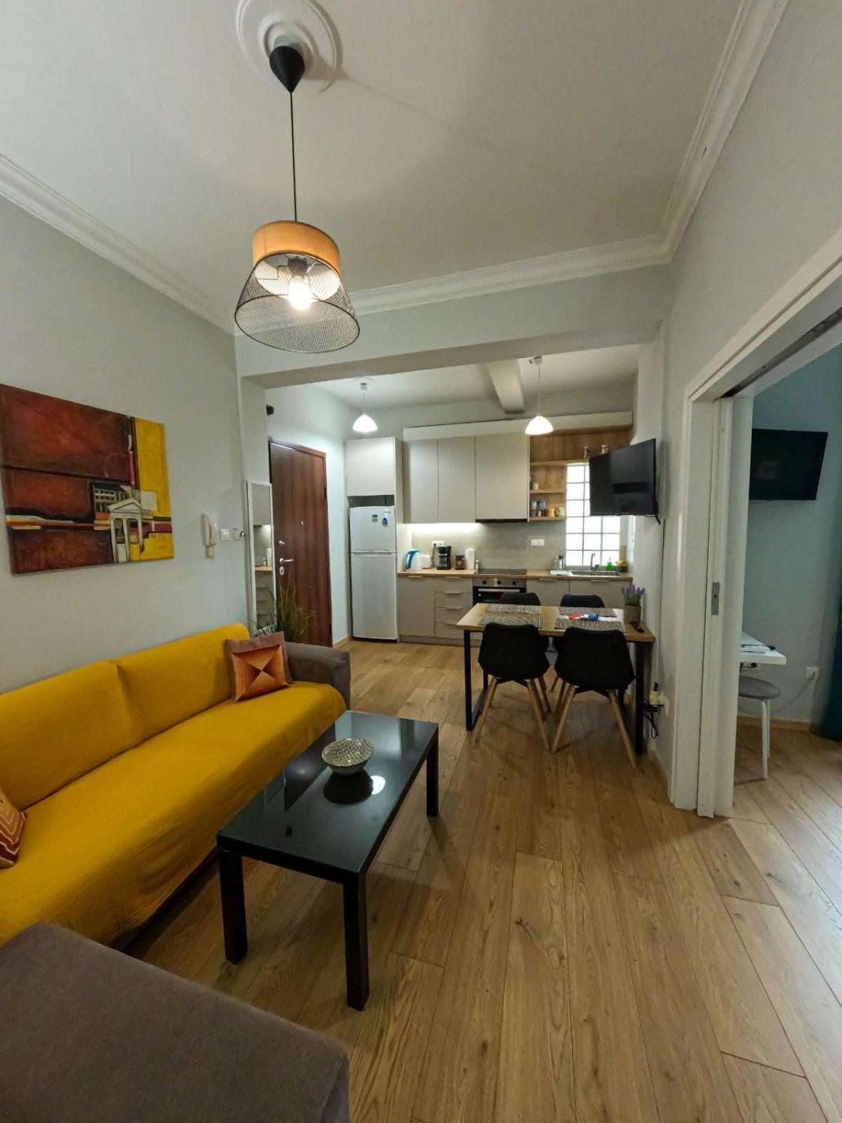Comfortable Apt, Next To Archeological Museum! Atena Exterior foto