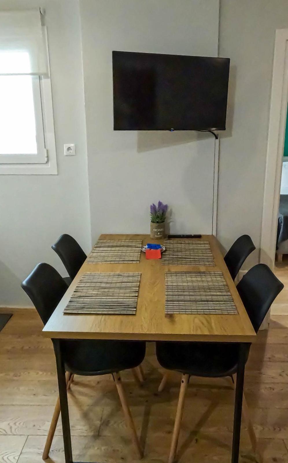 Comfortable Apt, Next To Archeological Museum! Atena Exterior foto